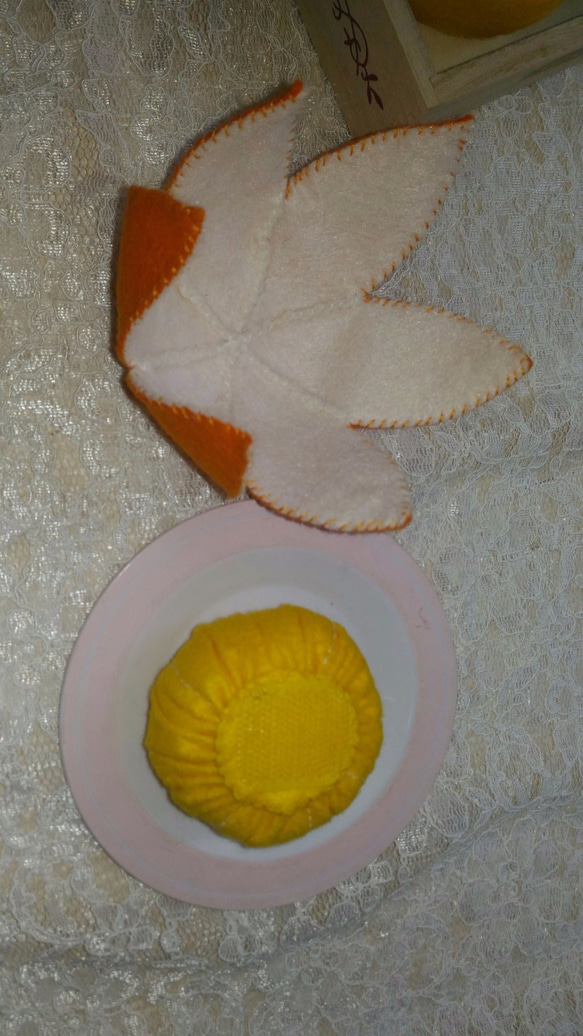 ハンバーガーと食パン2枚・果物セット 3枚目の画像