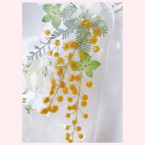 お気に入り1000件♡全機種対応♡ミモザとグリーンの押し花ケース  