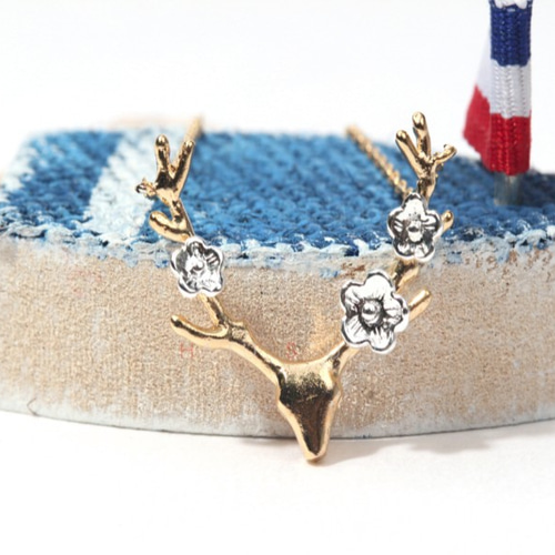 鹿の角ネックレス,ホワイト花ネックレス ネックレス・ペンダント