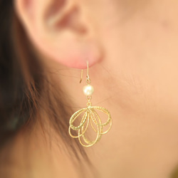 【14KGF】Teardrop Fan earing/扇形とコットンパールピアス 5枚目の画像