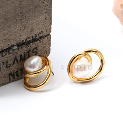 E004-G/Double round Post Earring/ダブルラウンドピアス 2枚目の画像