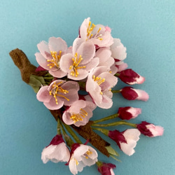 布花 枝付き桜のコサージュ 3枚目の画像