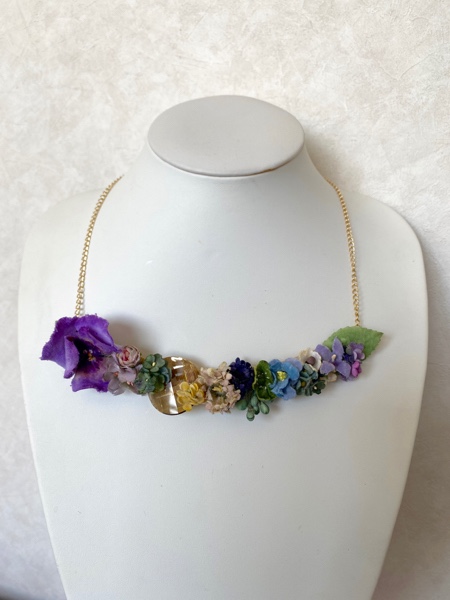 布花 横長フラワーネックレス Symphony