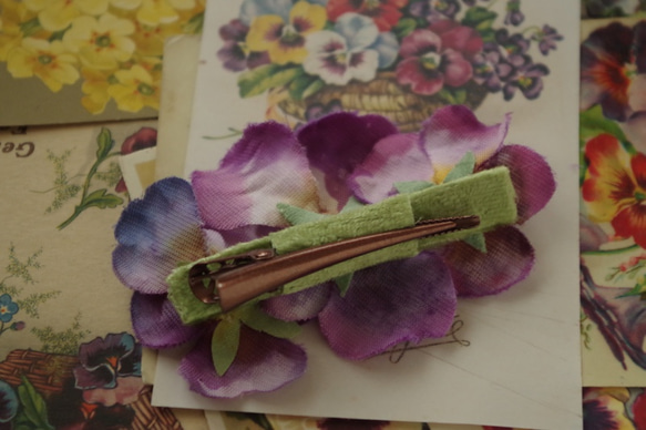 3 pansies hair clip A 4枚目の画像