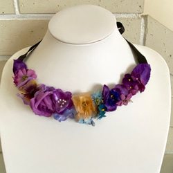 布花 Choker of blue and purple flowers 1枚目の画像