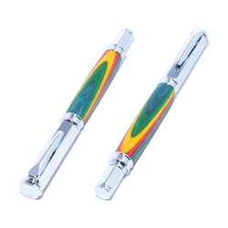 手作り木製の携帯用つまようじ入れ キーホルダー（緑色 染めた堅