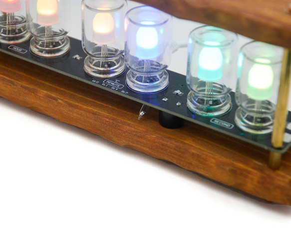 (RGB) LED 時鐘蒸汽朋克風格二進制模式包括 USB 數據線 第7張的照片