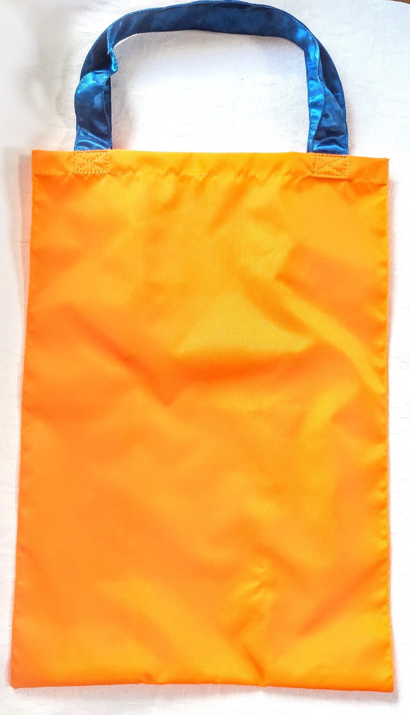 撥水加工生地エコバッグ　オレンジ　青色雲和柄仕様　エコバッグ　トートバッグ　 2枚目の画像