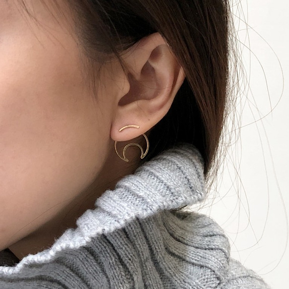 Moon Ear Jacket 新月錯位解構感耳環 第5張的照片