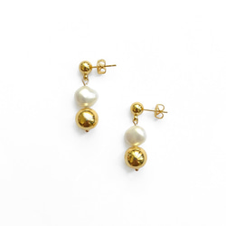 Momi Earrings 輕奢華天然珍珠金珠耳環 第1張的照片