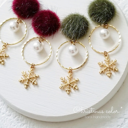 【2color】Christmas fur hoop pierce.02 2枚目の画像