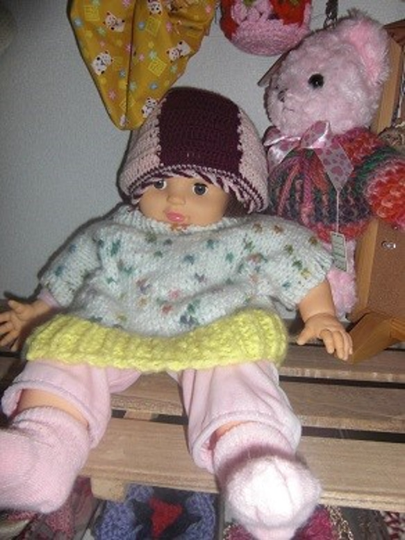 赤ちゃん人形のセーター 1枚目の画像