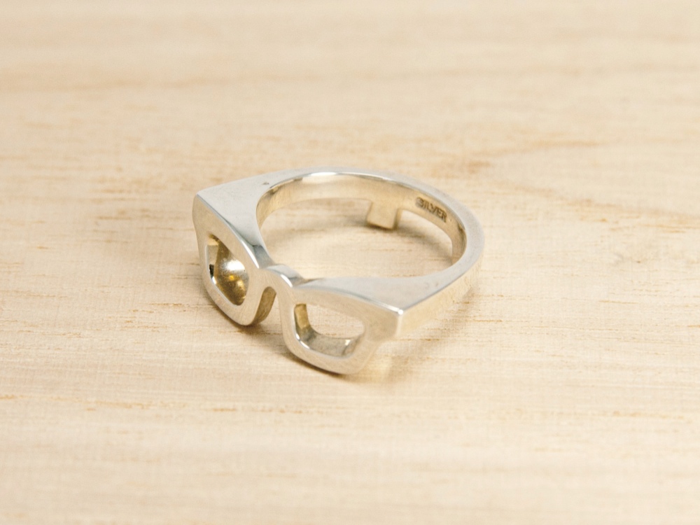 ウェリントン型メガネリング　Isse(イッセー)　シルバー925