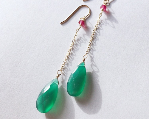 【Ruby】希少石リーフグリーンオパールの大粒ピアス/イヤリング Ruby】希少石リーフグリーンオパールの大粒ピアス/イヤリング Ruby