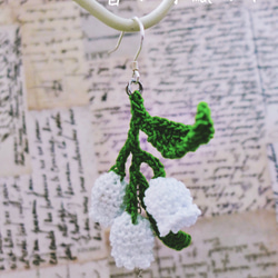 鈴蘭耳語耳環 · 夢幻白 · 蕾絲鉤織 · 垂墜耳環 · 優雅風格 · 結婚禮物 · 閨蜜禮物 · 情人節禮物 第2張的照片