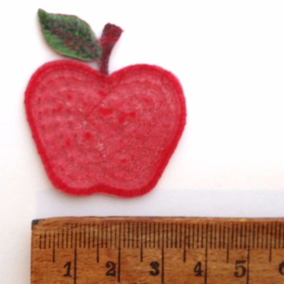 アップリケスパンコール ワッペン りんご シークイン W-0284 2枚目の画像