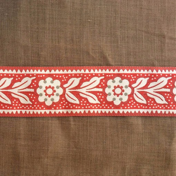 アメリカデザイン  チロル刺繍リボン1ヤード-フレンチアールデコフラワー 1枚目の画像