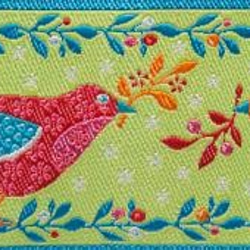 アメリカ 刺繍リボン90cm 赤とオレンジの鳥 グリーン　小鳥  バード 3枚目の画像