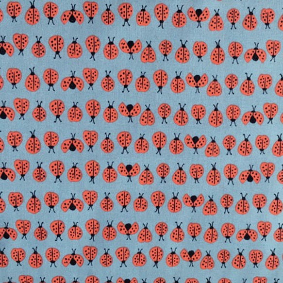 オーガニックコットン生地カットクロス-てんとう虫ブルー 1枚目の画像