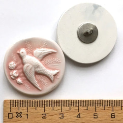アメリカ製 アートストーンボタン-鳥と小花 ネイビー1209 2枚目の画像