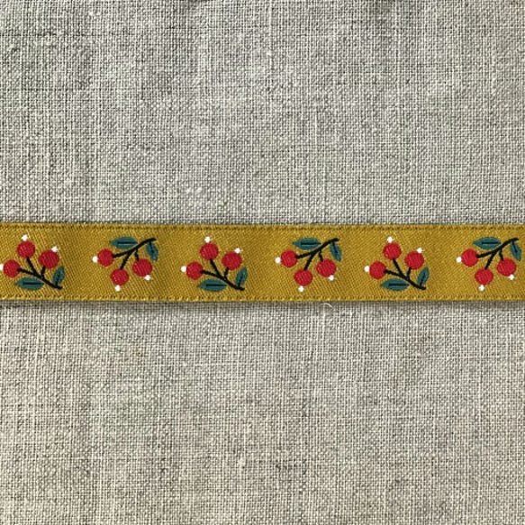 刺繍リボン1ヤード- フォークフラワーオレンジベリー カラシ　499 1枚目の画像