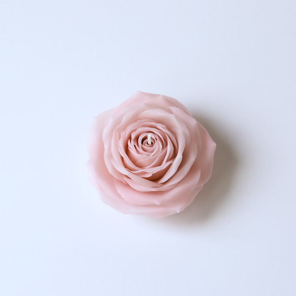 天然の蜜蝋　くすみピンクの薔薇キャンドル　 6枚目の画像