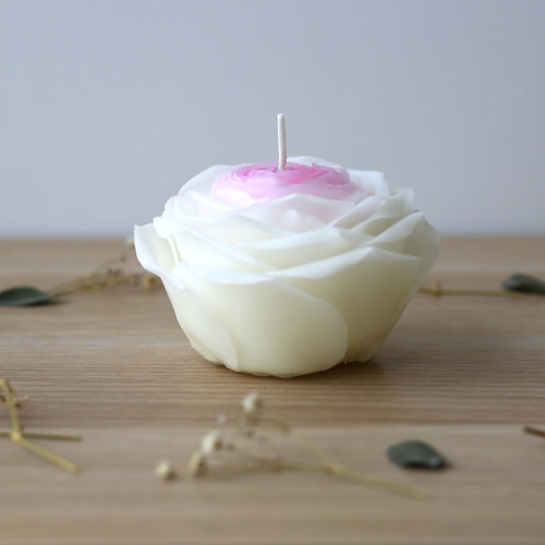 薔薇のプリンセス ＜天然の蜜蝋のフラワーキャンドル