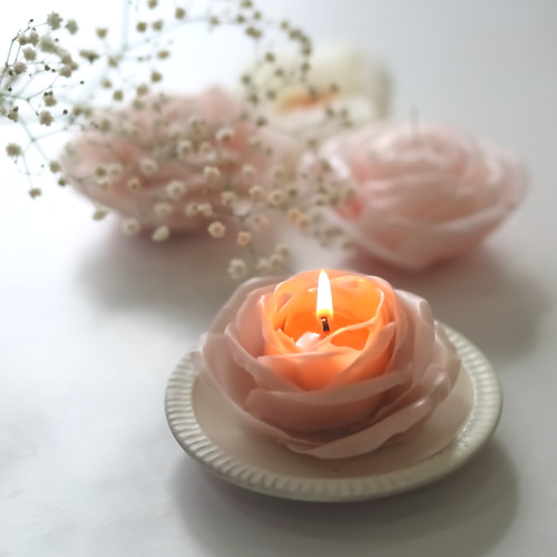 天然の蜜蝋 くすみピンクの薔薇キャンドル キャンドル・キャンドル