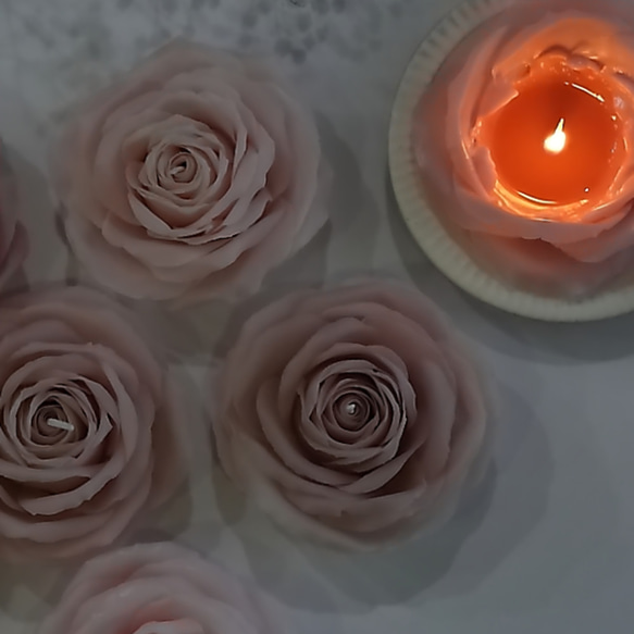 天然の蜜蝋　くすみピンクの薔薇キャンドル 6枚目の画像