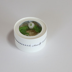 天然蜜蝋　シロツメ草と四葉のリースキャンドル 　 5枚目の画像