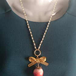 shinee*strawberry
いちごとリボンのネックレス【パール・チェーンver.】 3枚目の画像
