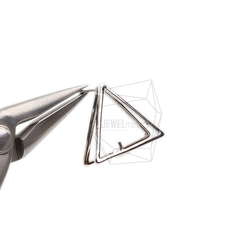 ERG-1843-R [2件]雙三角耳環，兩層三角柱 第4張的照片