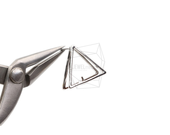 ERG-1843-R [2件]雙三角耳環，兩層三角柱 第4張的照片
