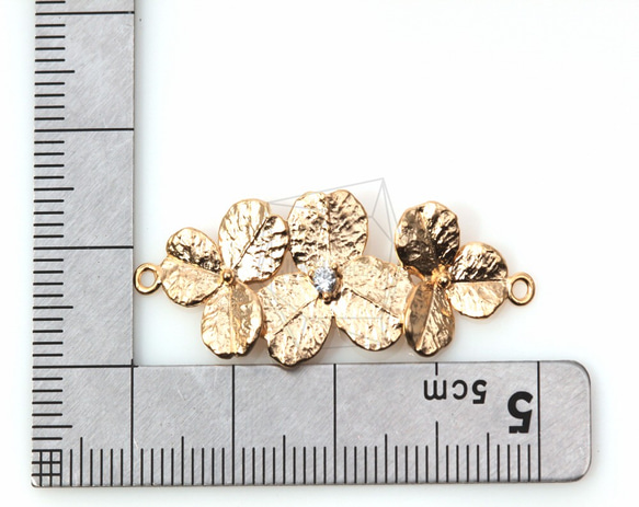 CNT-070-MG【2個入り】スリーフラワーコネクタ,CZ Three Flower Connector 5枚目の画像