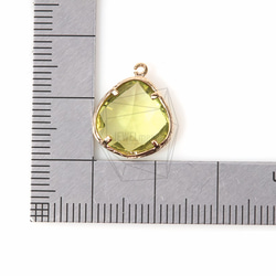 GLA-026-G【2個入り】トライアングルグラスチャーム,Triangle Framed Stone Charm 5枚目の画像