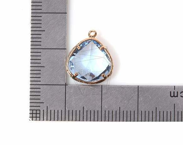 GLA-029-G【2個入り】トライアングルグラスチャーム,Triangle Framed Stone Charm 5枚目の画像