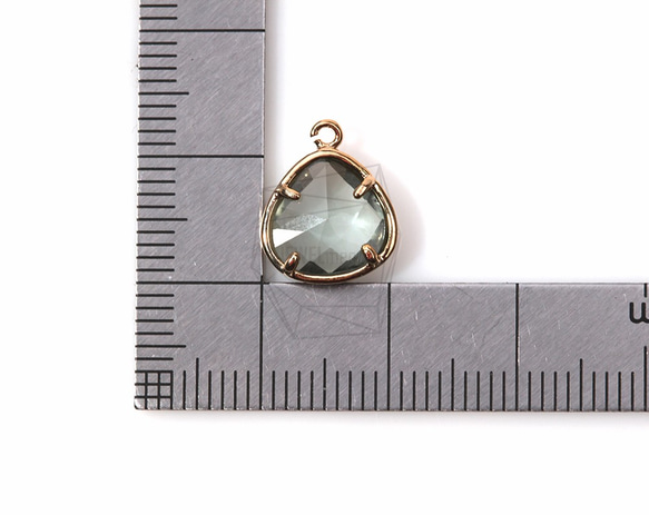 GLA-038-G【2個入り】トライアングルグラスチャーム,Triangle Framed Stone Charm 5枚目の画像