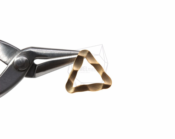 ERG-239-MG【2個入り】トライアングルピアス,triangle Ear Post/ 18mm x 20mm 4枚目の画像