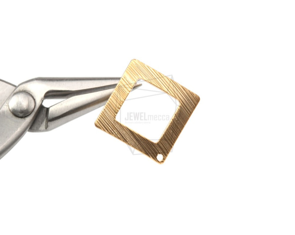 ERG-649-MG【2個入り】スクエア ピアス,Square Brushed Texture Post Earring 4枚目の画像