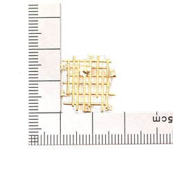 ERG-1189-MG【每包2件】CZ蜂窩耳環，CZ鑲蜂窩柱狀耳環 第5張的照片