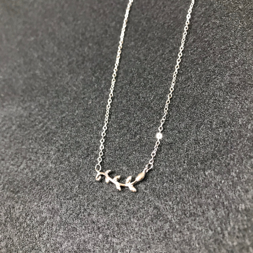 シルバー リーフモチーフ ネックレス