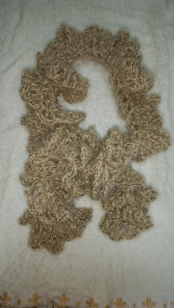 帽子とプチマフラーのツインセット 