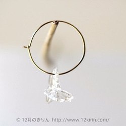 くっつくたねのイヤリング　/空想の種のガラスピアス 3枚目の画像