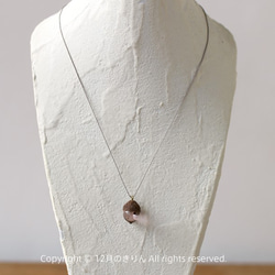 A drop of dream /Acorn necklace /silk cord 第2張的照片