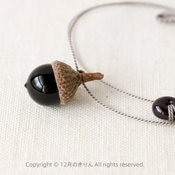 A drop of dream /Acorn necklace /silk cord 第1張的照片