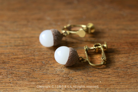 Acorn pierced earrings 第1張的照片