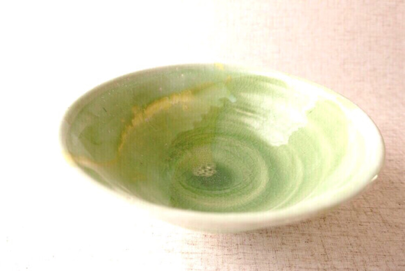 黄緑色ガラス釉大鉢 1枚目の画像