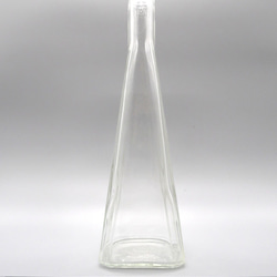 三角ボトル　高さ220ｍｍ×横70ｍｍ　シンプルな容器 2枚目の画像