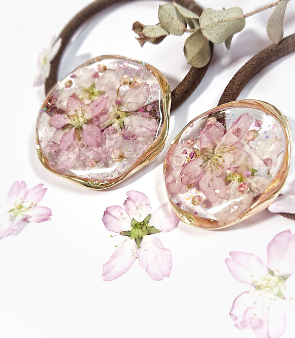 ケイオウ桜＊重なる花びら～ウェーブリングのヘアゴム(小サイズ) 4枚目の画像