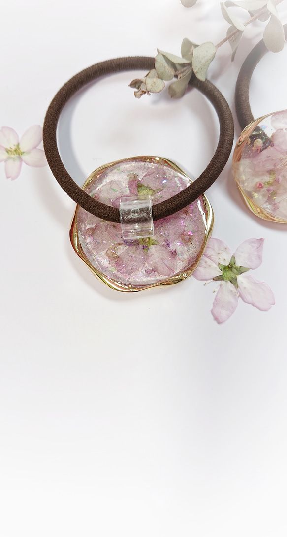 ケイオウ桜＊重なる花びら～ウェーブリングのヘアゴム(小サイズ) 5枚目の画像